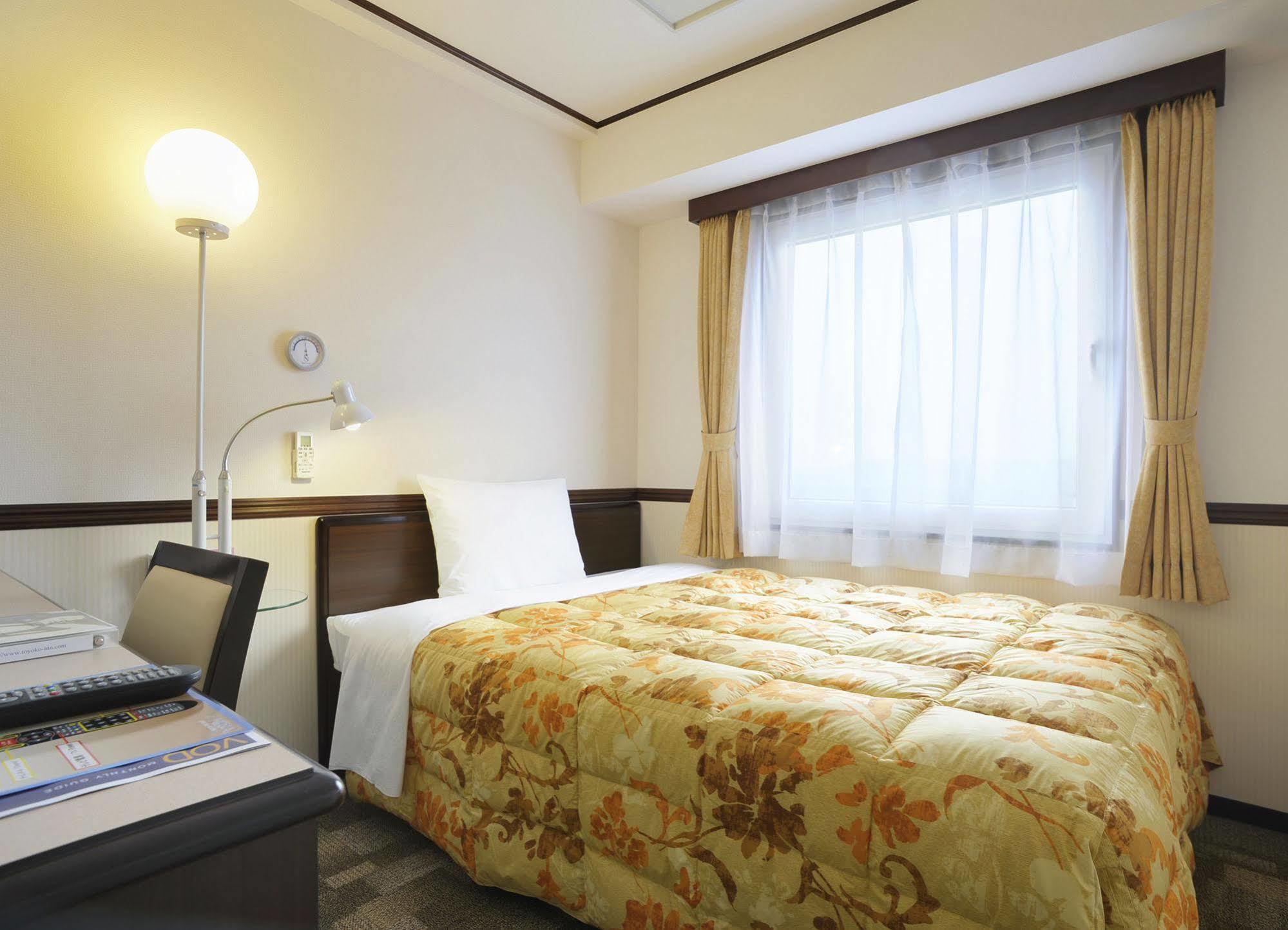 Toyoko Inn Osaka Namba Nishi Extérieur photo